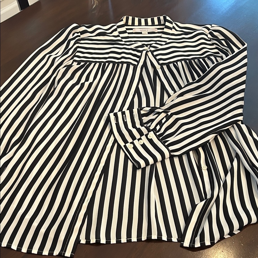 LOFT Monochrome Striped Top